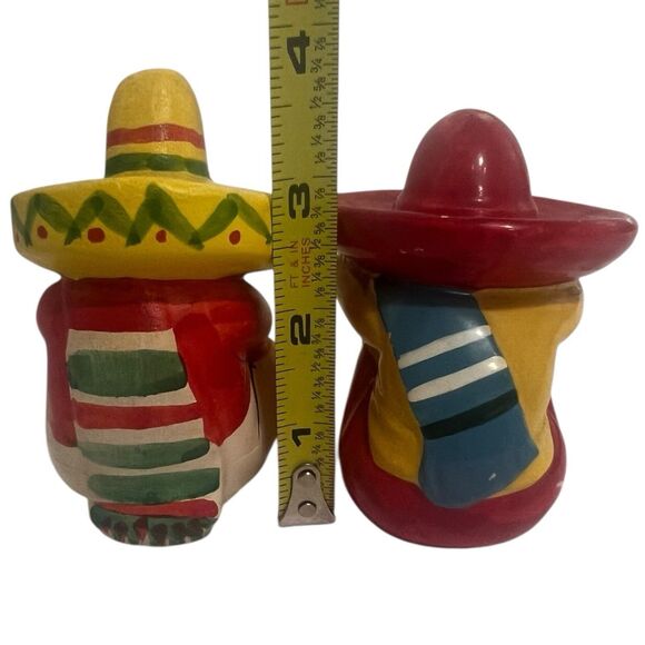 1970s Sombrero Salt & Pepper Shakers | Victoria Japan + Texas Made Set - Picture 6 of 12